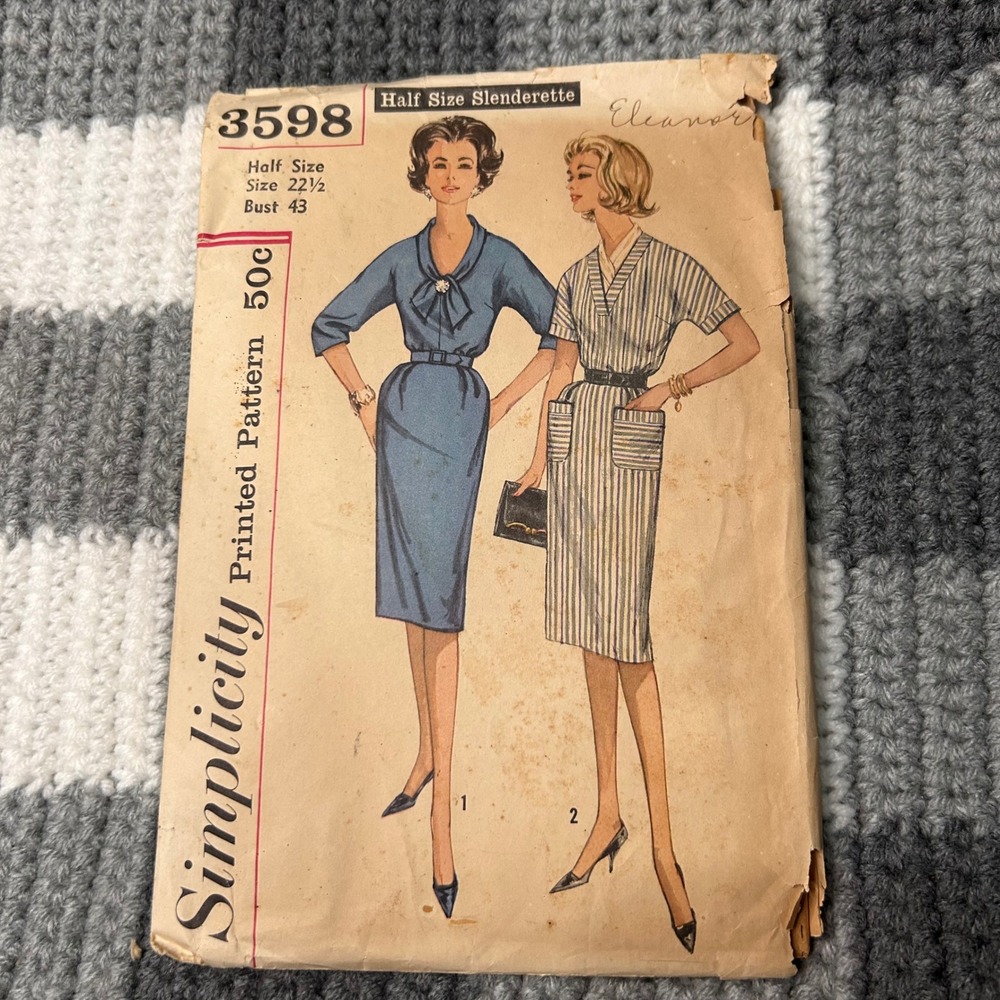 Simplicity Sewing Pattern 3598 Size 22.5 CUT Vintage 60s Slenderette Dress